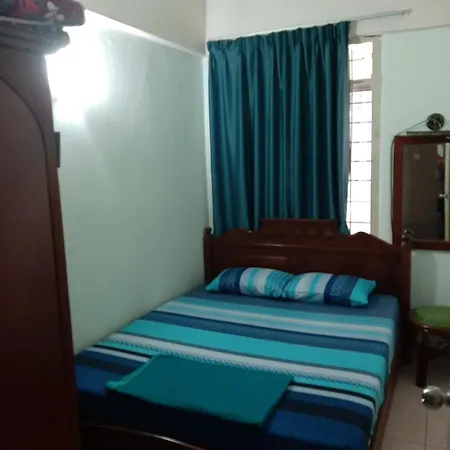 Muslim Homestay Glory Beach Resort Port Dickson Exterior photo