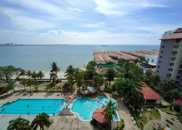 Muslim Homestay Glory Beach Resort