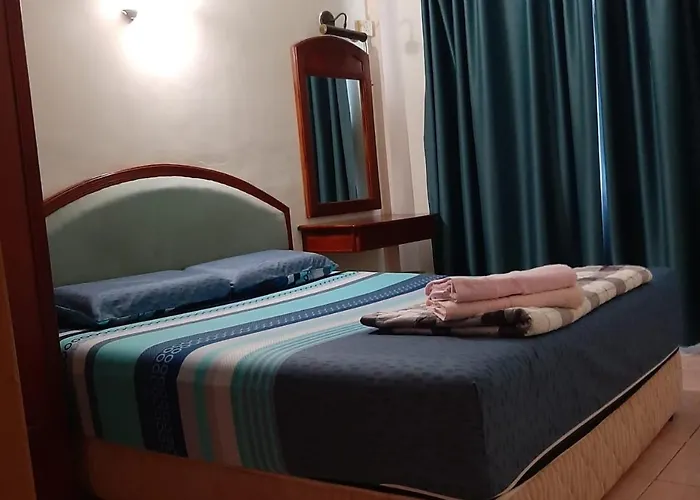 Muslim Homestay Glory Beach Resort